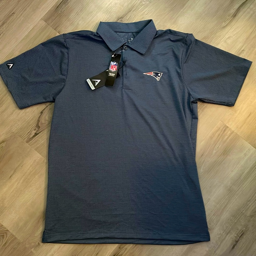 Men’s NFL New England Patriots Polo - Size Medium - New With Tags